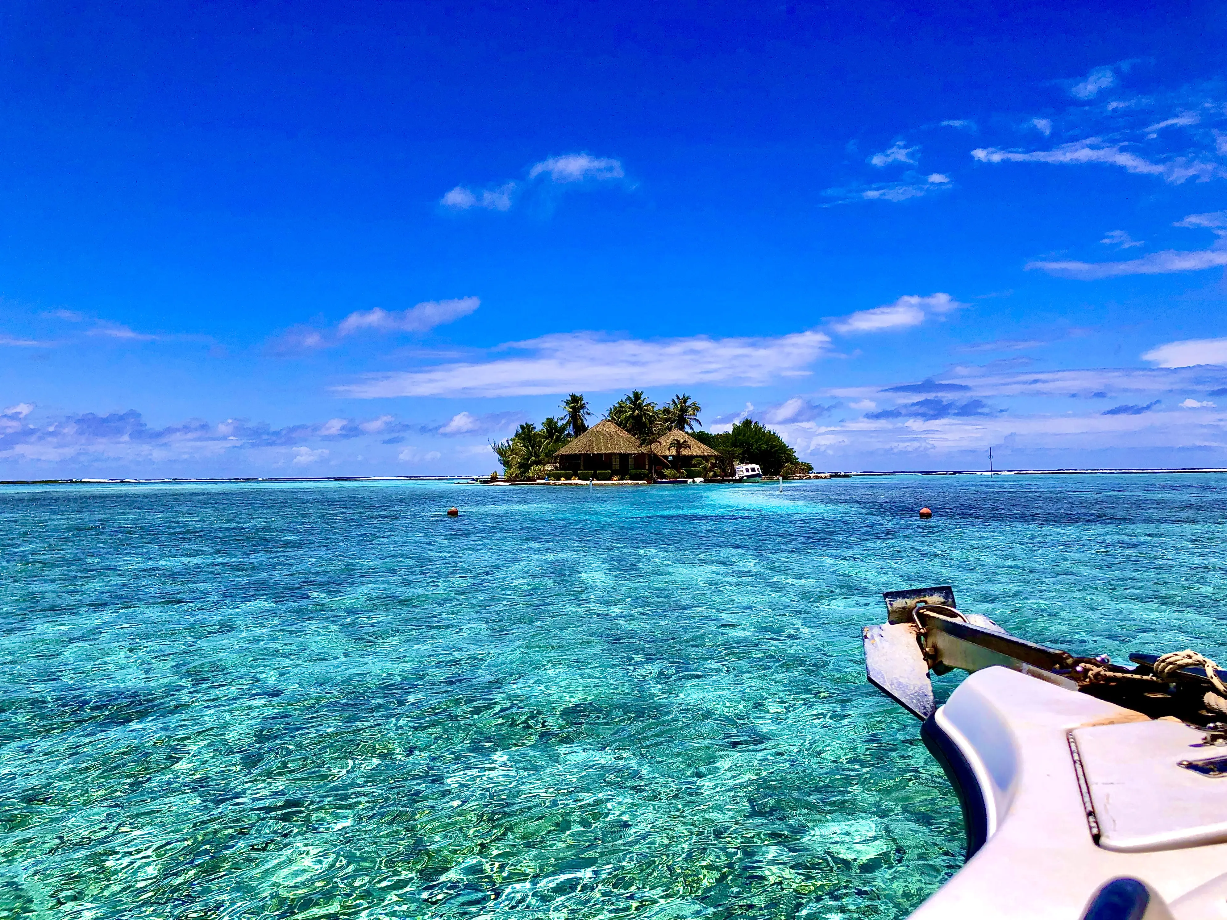 Luxury room at Hotel EDEN Taha'a private island