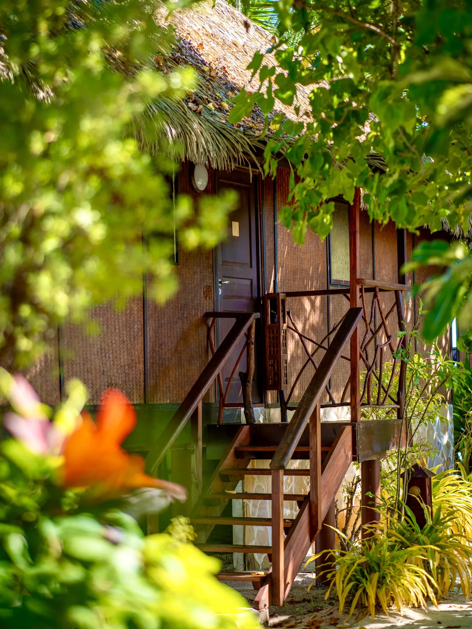 Luxury room at Hotel EDEN Taha'a private island