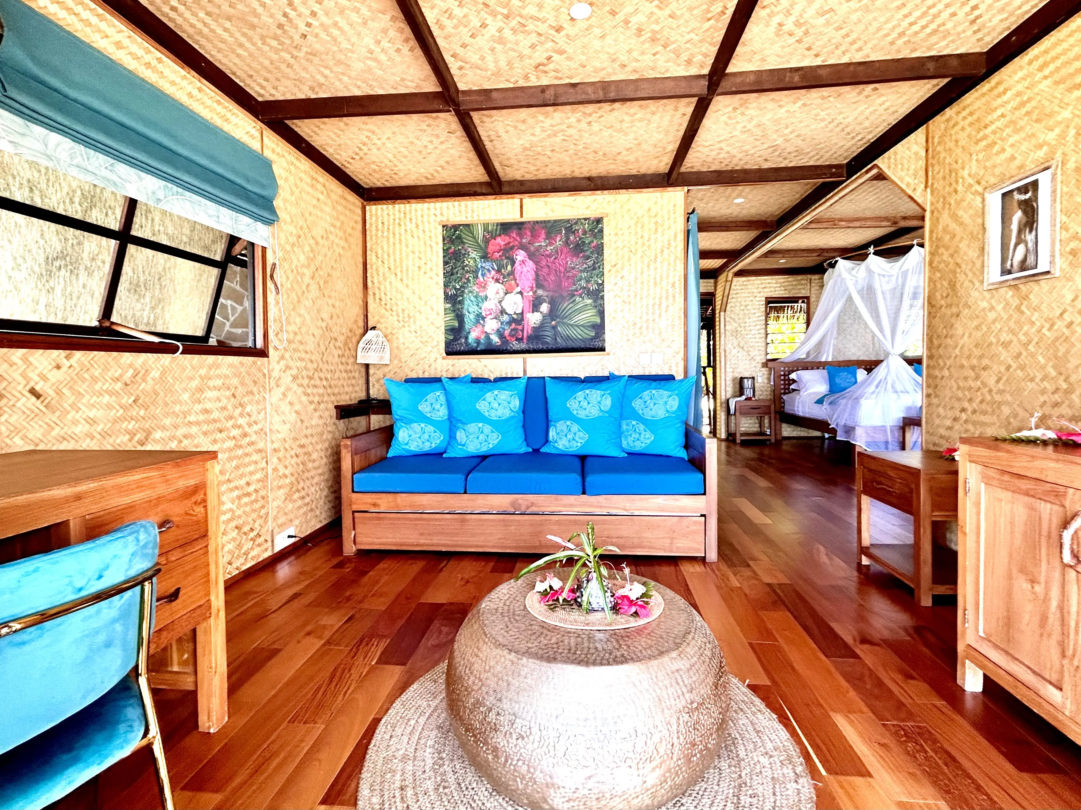 Luxury room at Hotel EDEN Taha'a private island