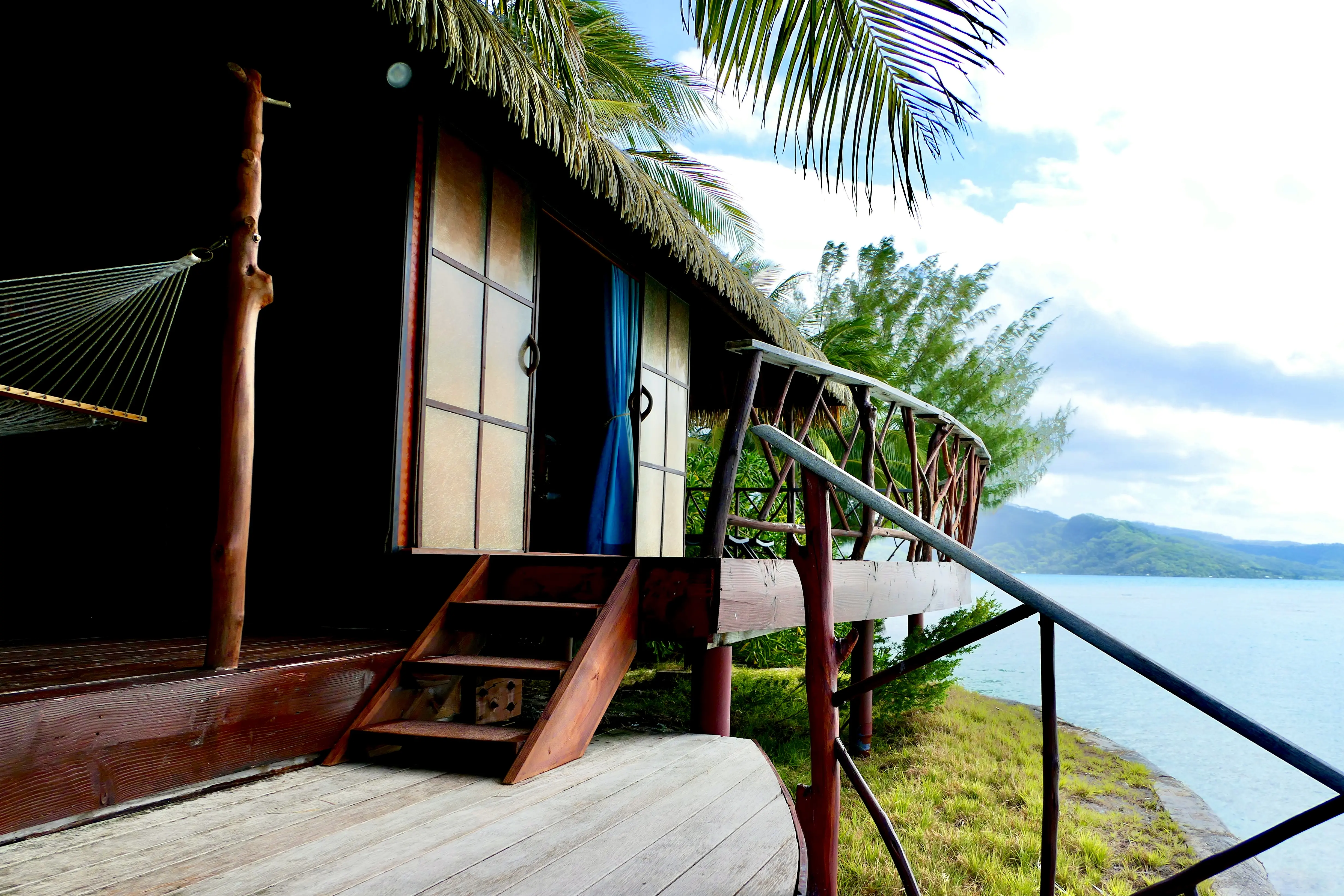 Luxury room at Hotel EDEN Taha'a private island