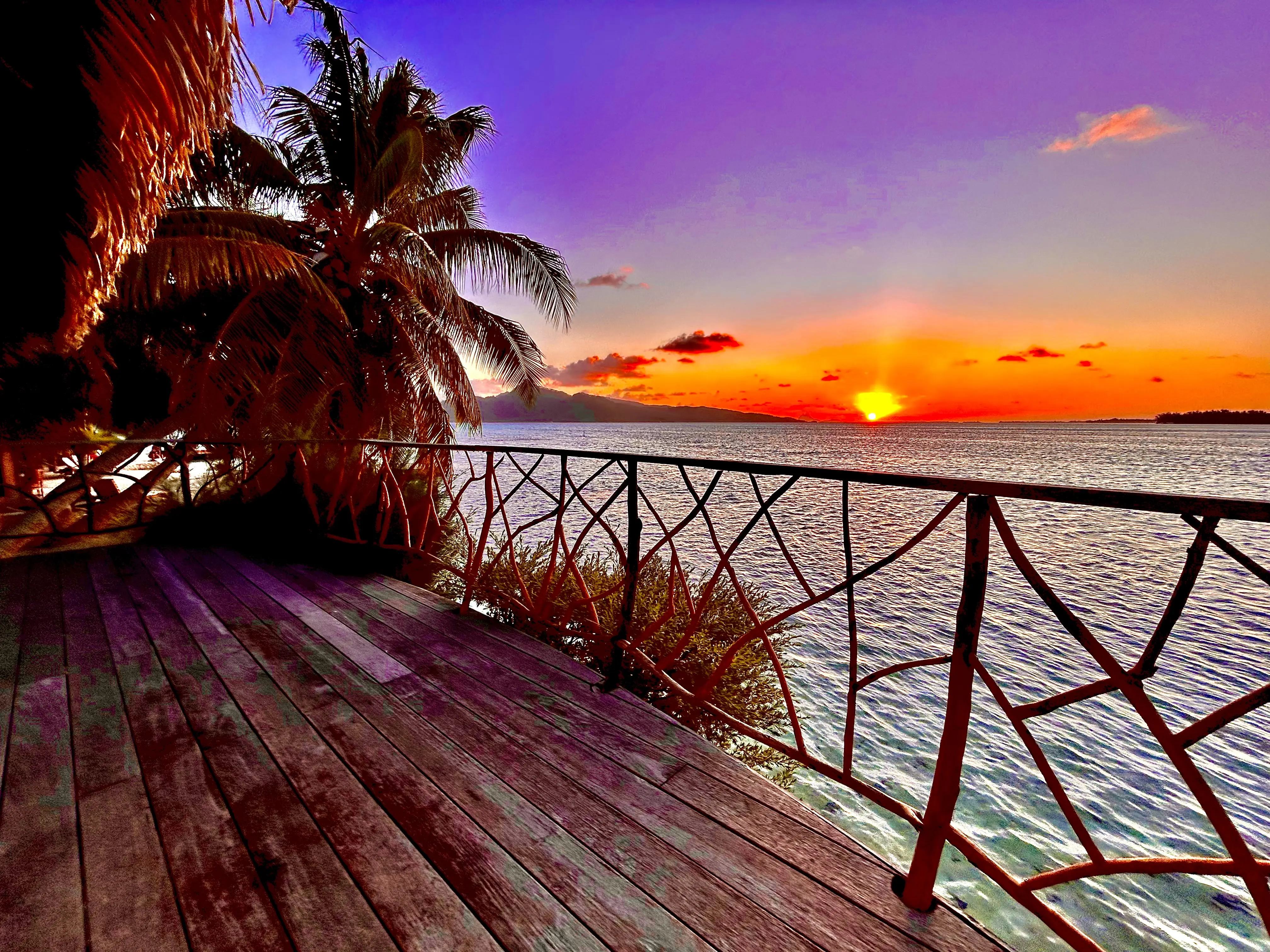 Luxury room at Hotel EDEN Taha'a private island