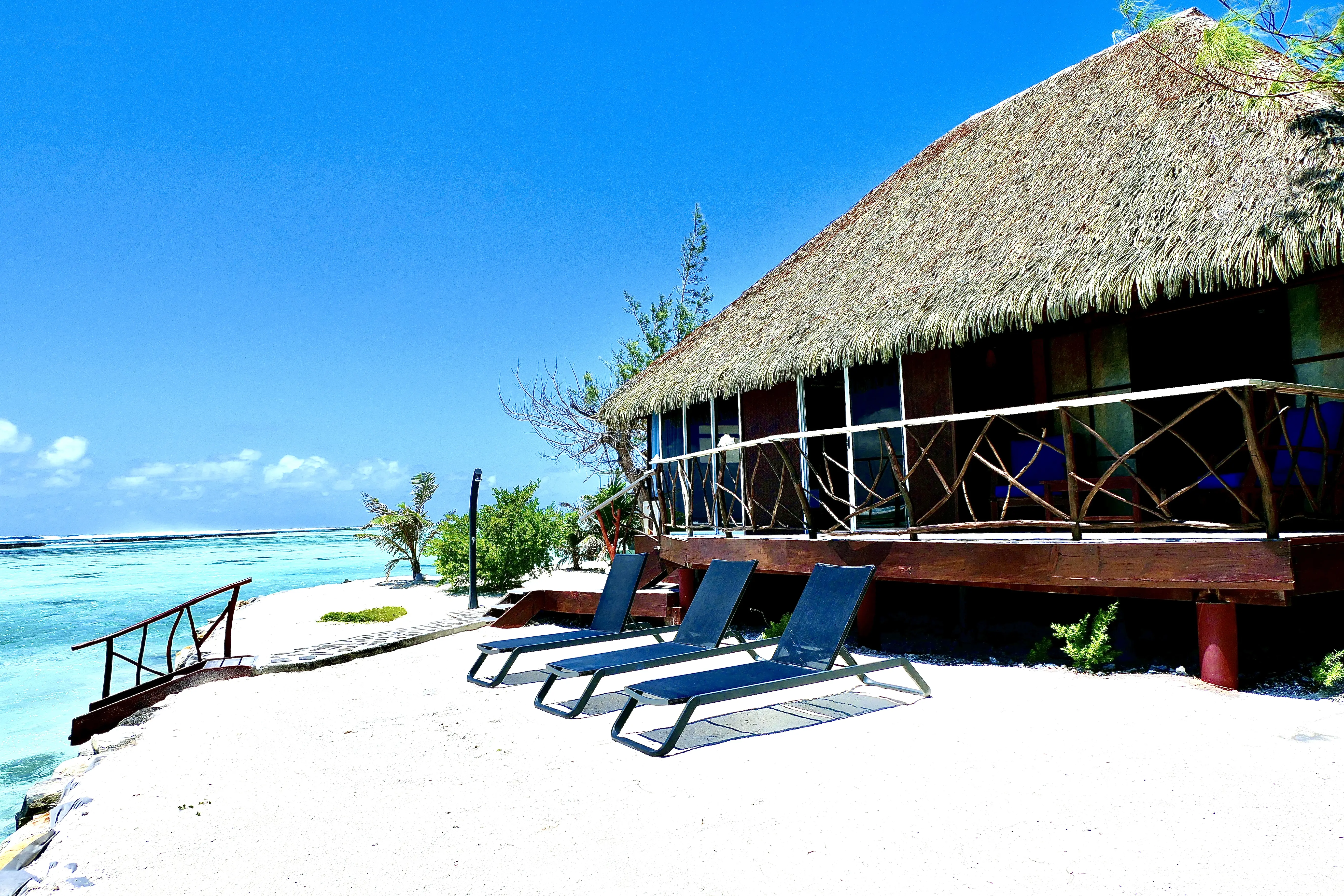 Luxury room at Hotel EDEN Taha'a private island