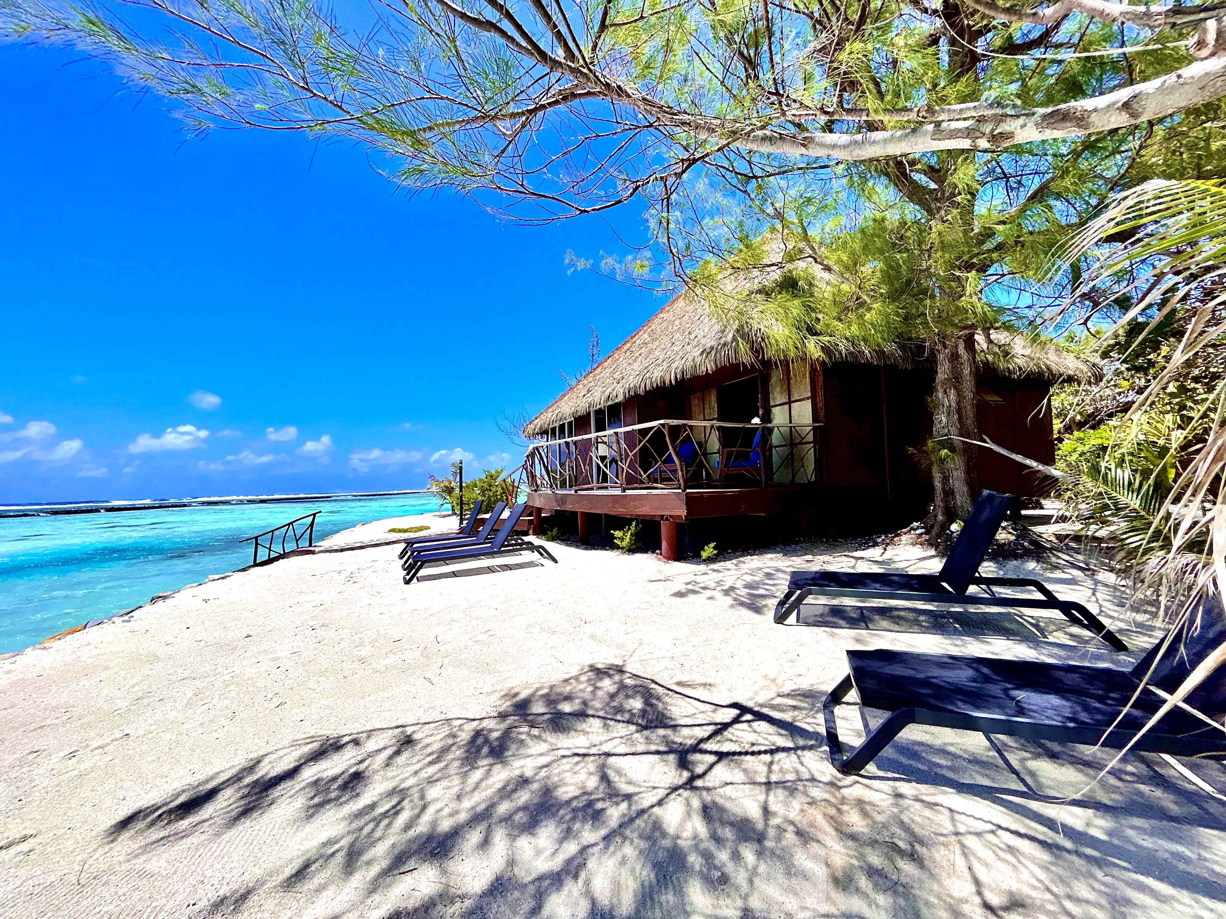 Luxury room at Hotel EDEN Taha'a private island