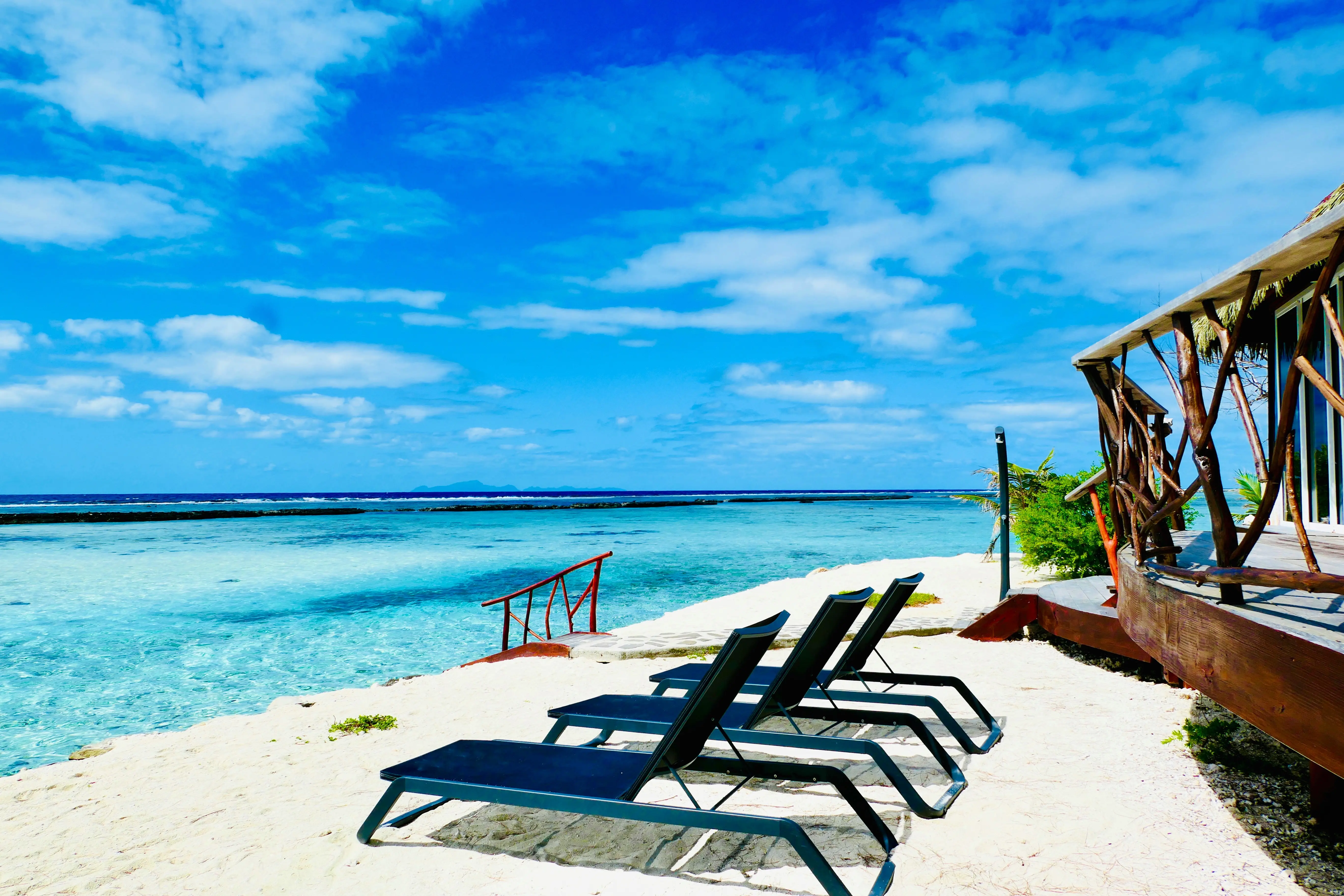 Luxury room at Hotel EDEN Taha'a private island