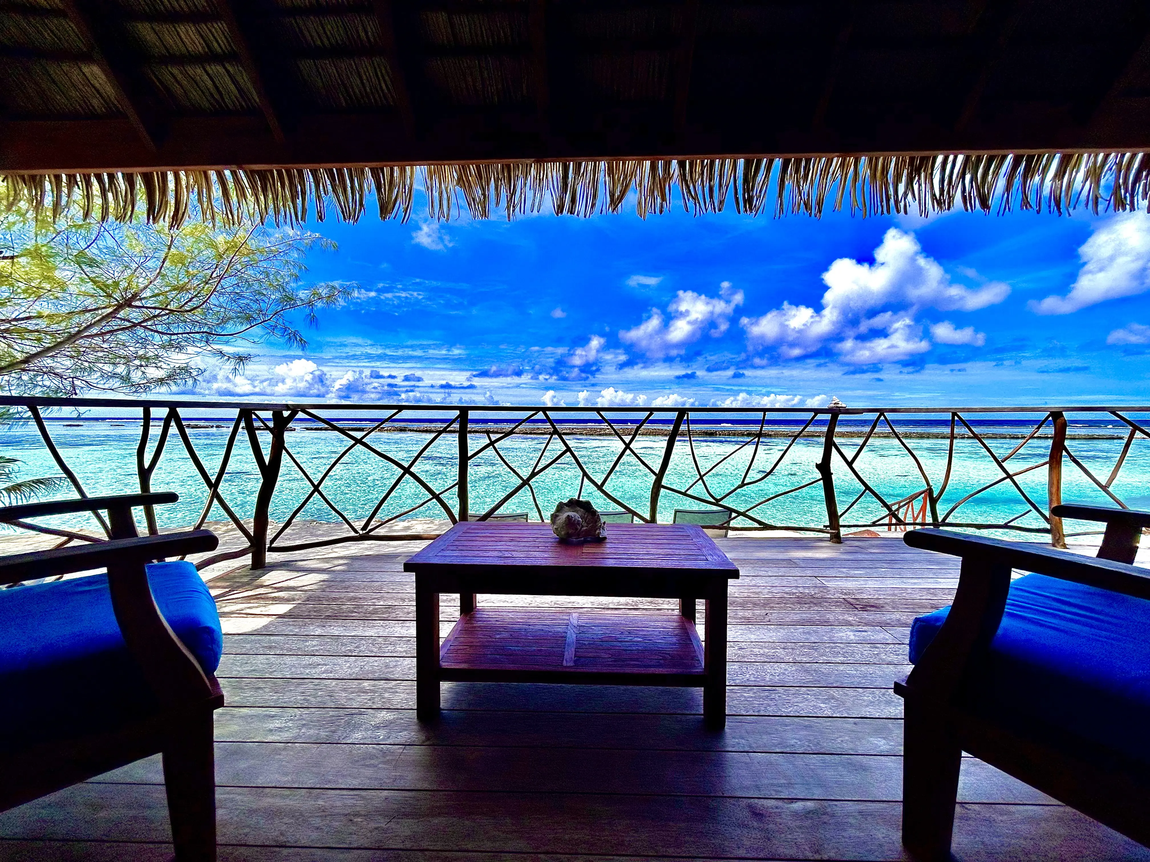 Luxury room at Hotel EDEN Taha'a private island