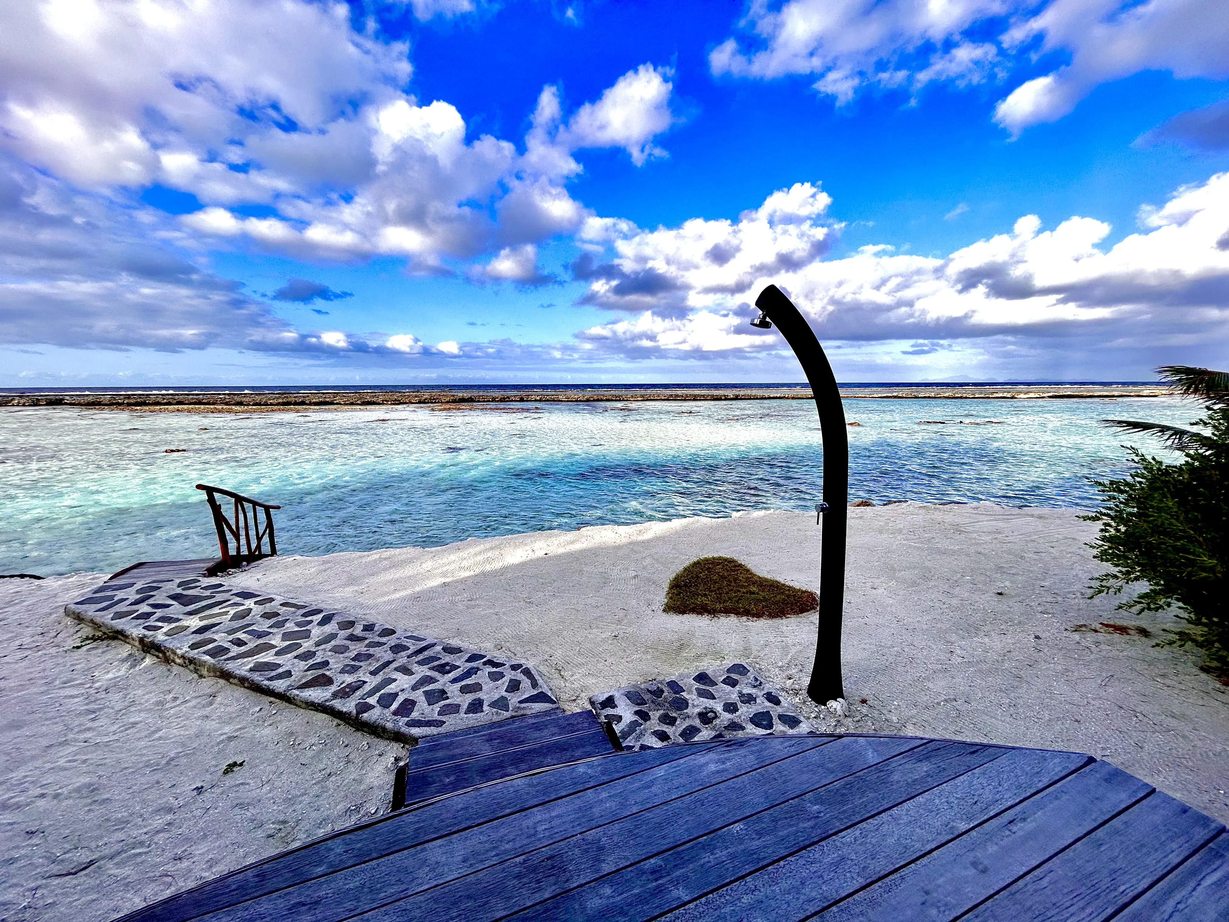 Luxury room at Hotel EDEN Taha'a private island