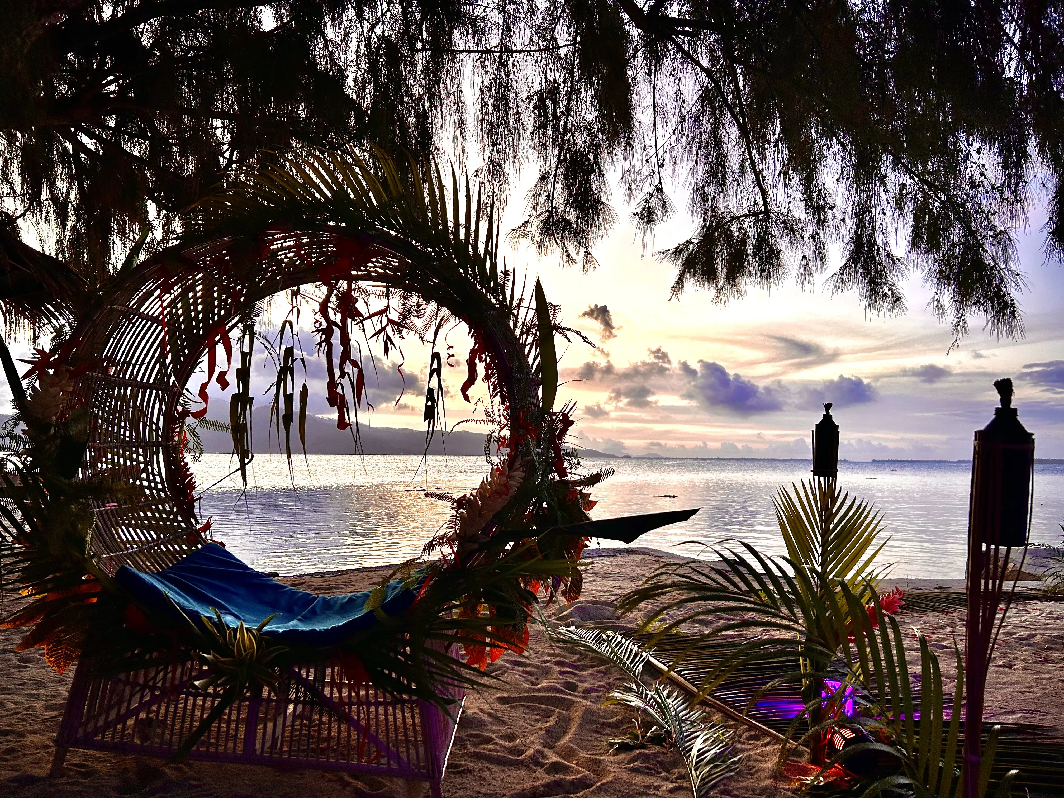 Luxury room at Hotel EDEN Taha'a private island