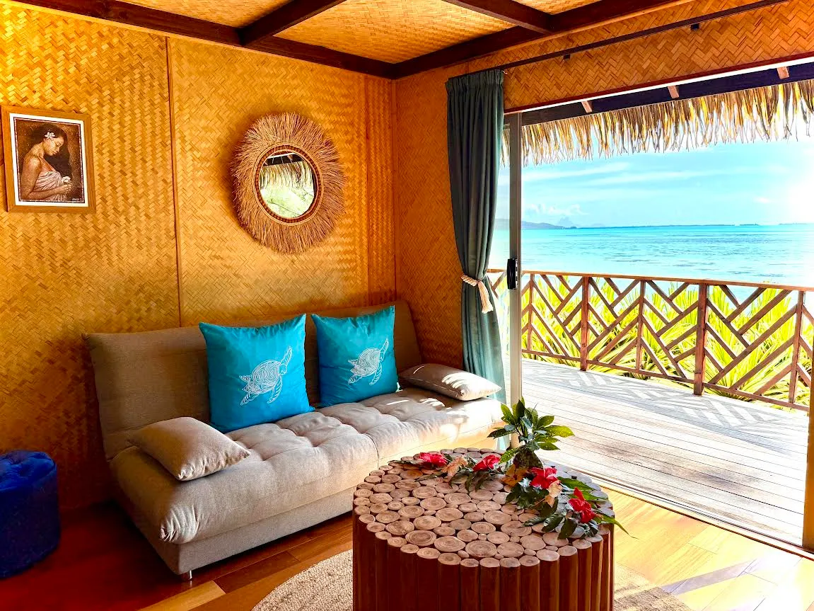 Luxury room at Hotel EDEN Taha'a private island