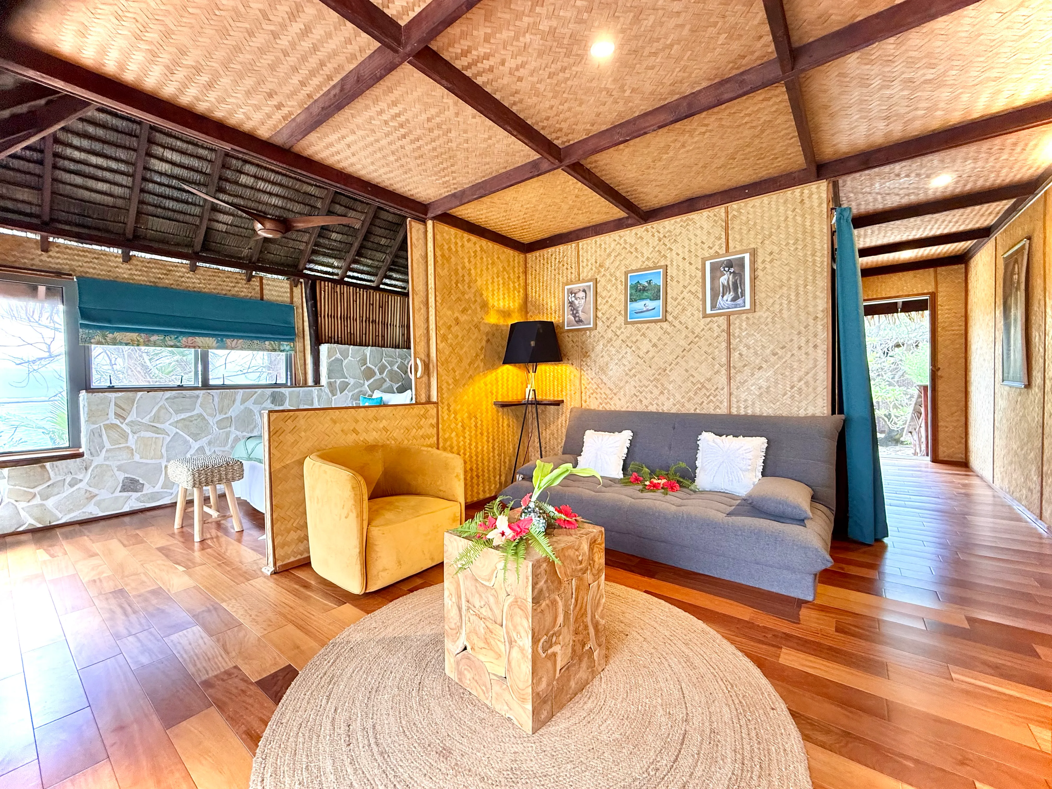 Luxury room at Hotel EDEN Taha'a private island