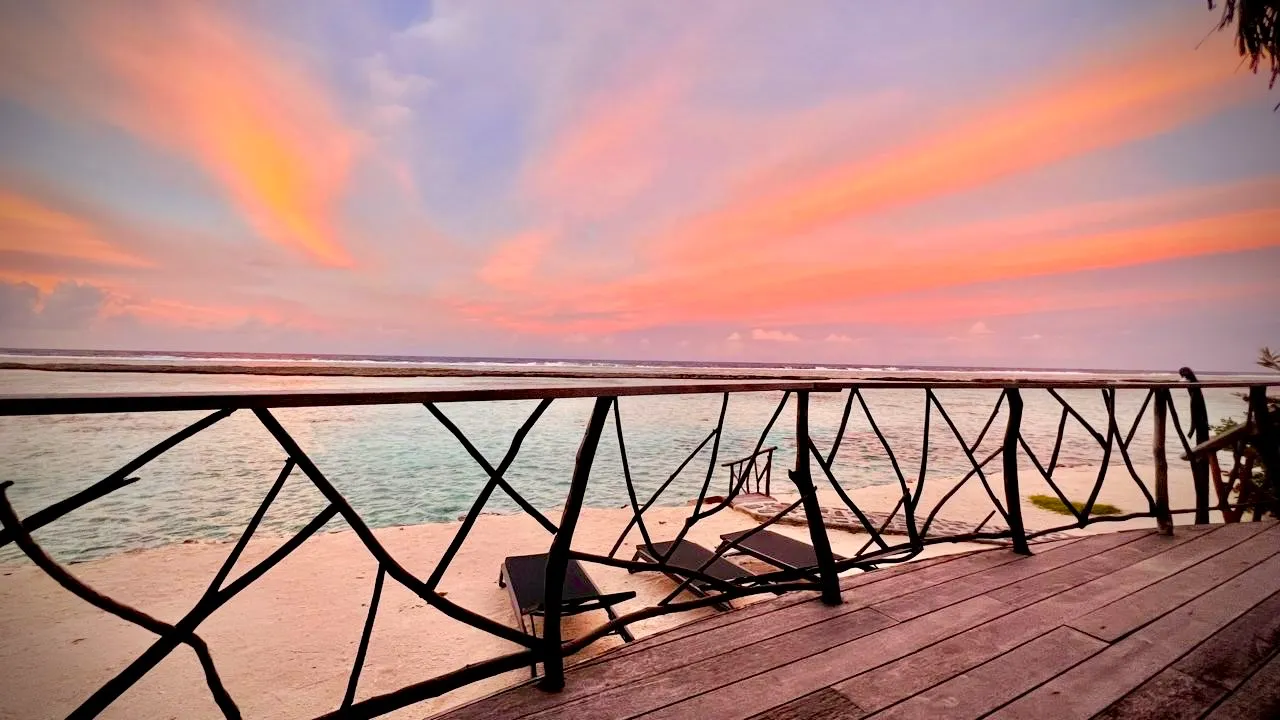 Luxury room at Hotel EDEN Taha'a private island